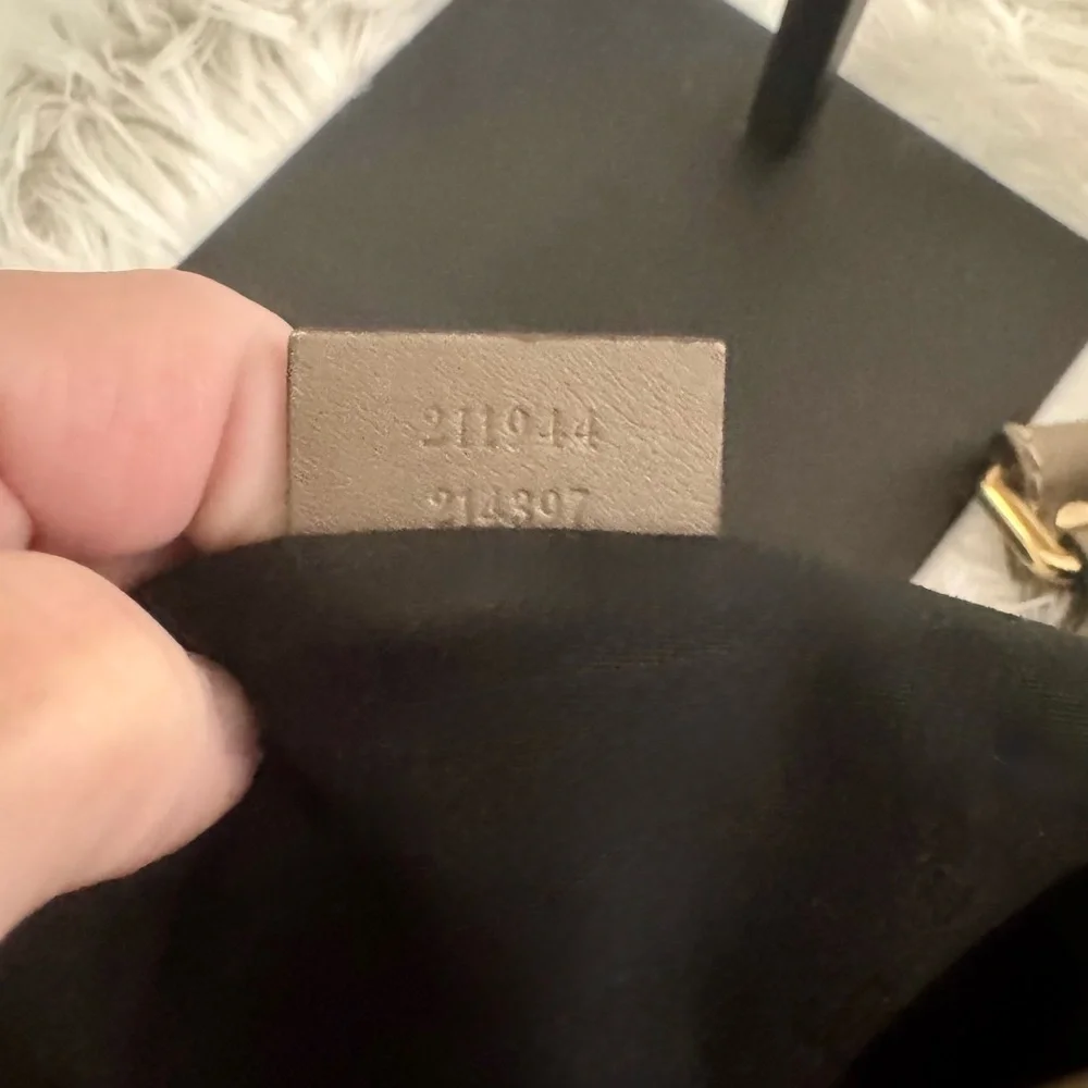 Gucci Gray / Taupe Monogram Pleated Hobo with Gold Hardware - Picture 3 of 14